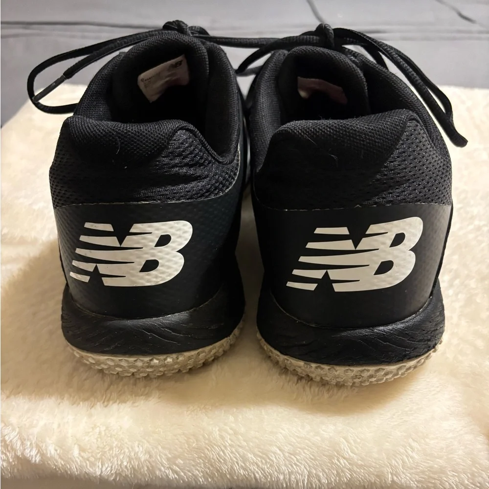 New Balance Black and White Athletic Shoes - Picture 3 of 6